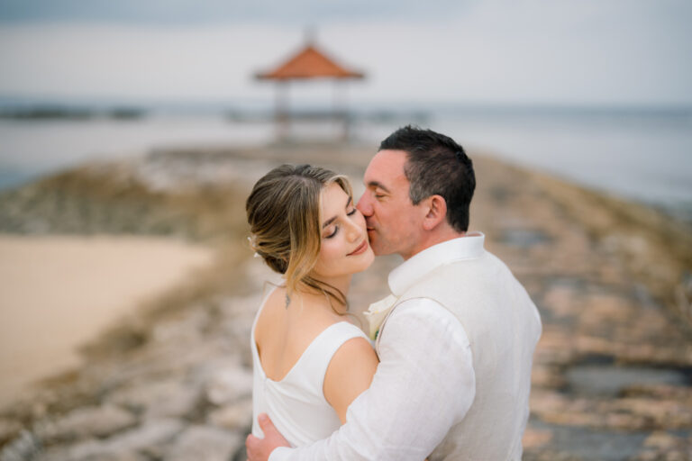 Bali wedding photographer of Mark & Daria at Kayumanis Nusa dua villa